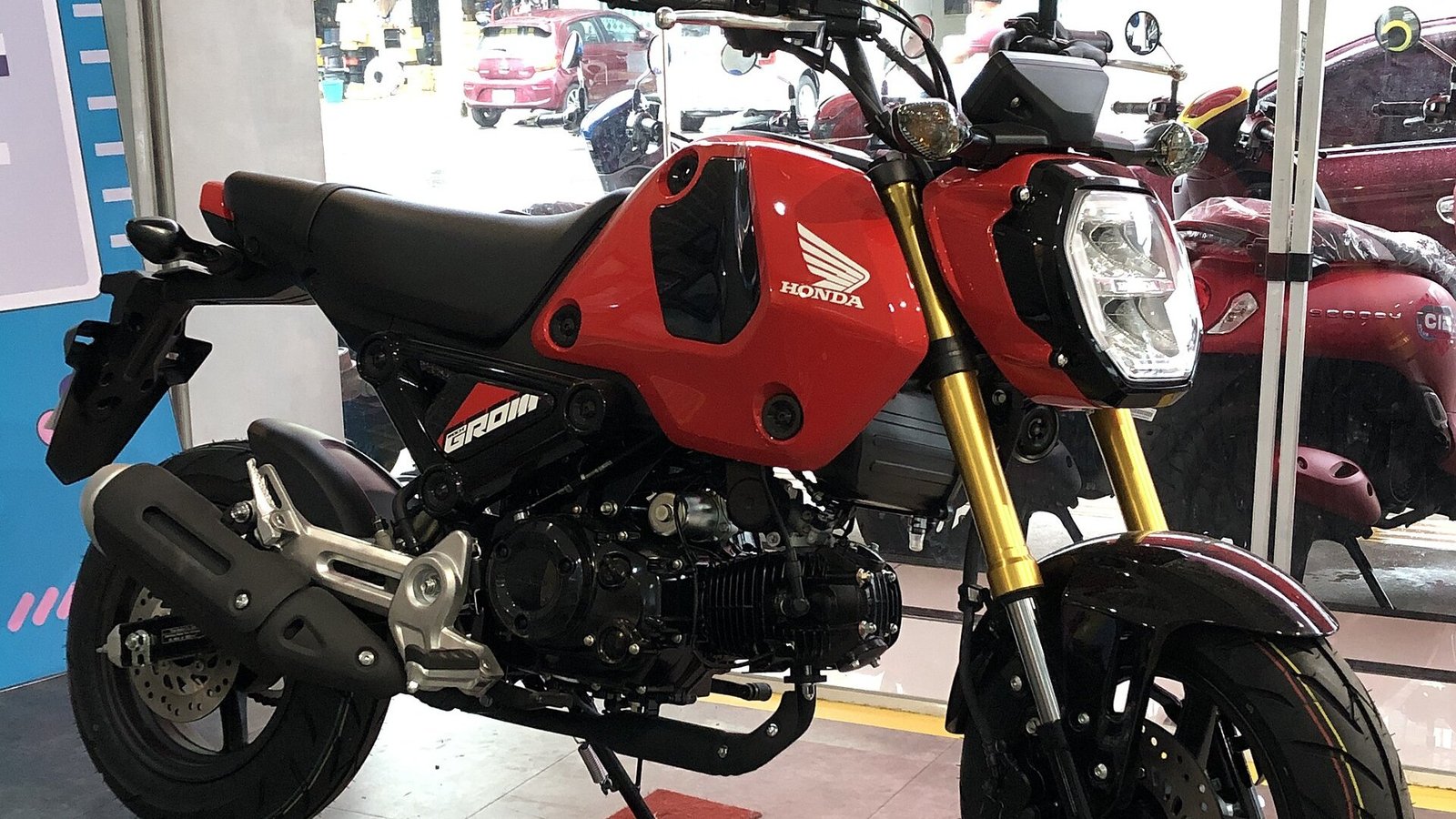 Honda Grom cost guide: 2022 Honda MSX Grom 125 Standard motorcycle in Khon Kaen, Thailand